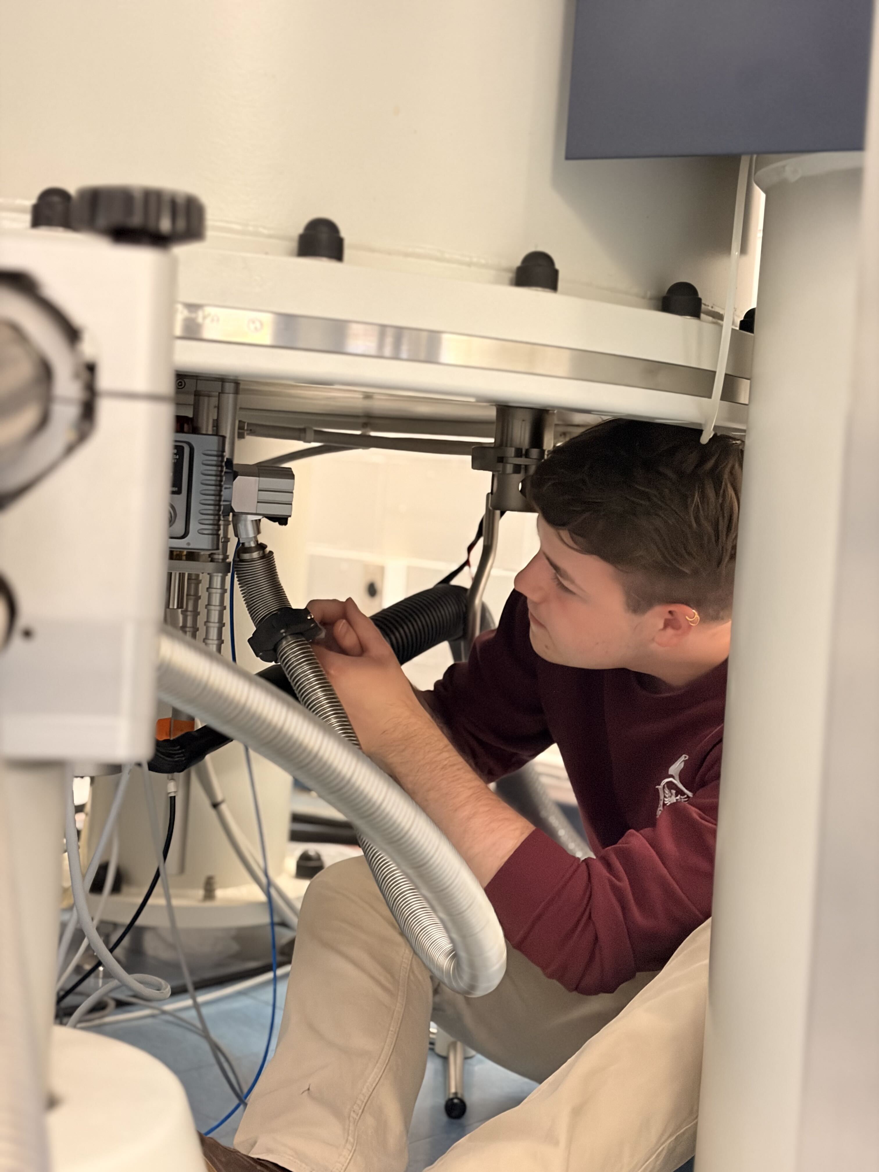 Maintaining the 850 MHz NMR magnet